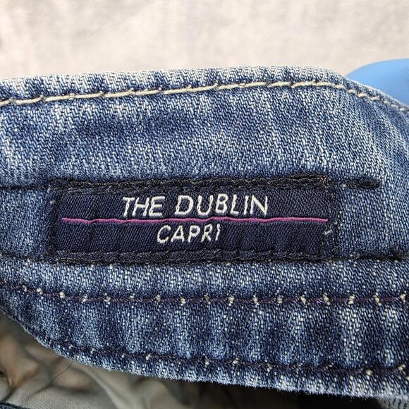 Vigoss The Dublin Capri Jeans Womens Size 7 Blue Distressed Embellished Denim - Picture 11 of 13